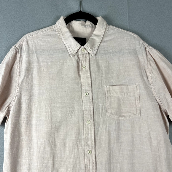 Rails Shirt Mens XL Pink Fairfax Ebi Short Sleeve Button Up Lightweight Cotton - Picture 3 of 16
